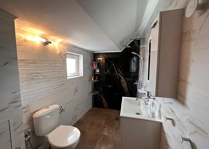 Sea Sky View 公寓 巴尔奇克