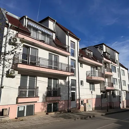 Sea Sky View Apartment *