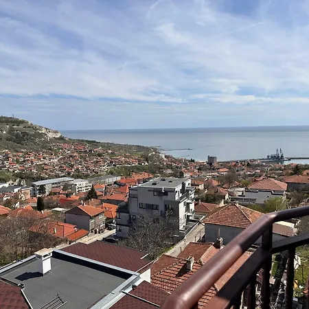 Apartment Sea Sky View *