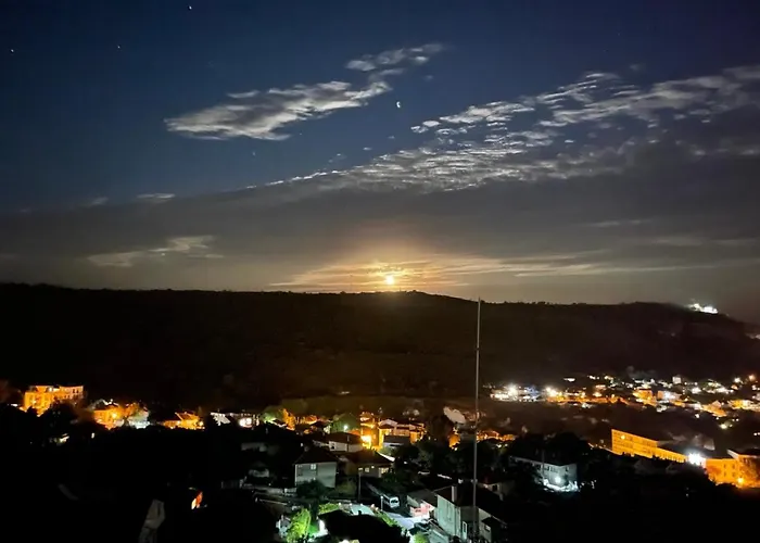 Sea Sky View Apartment *