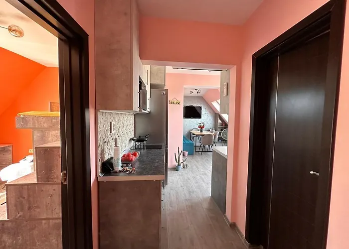 Sea Sky View Apartment *