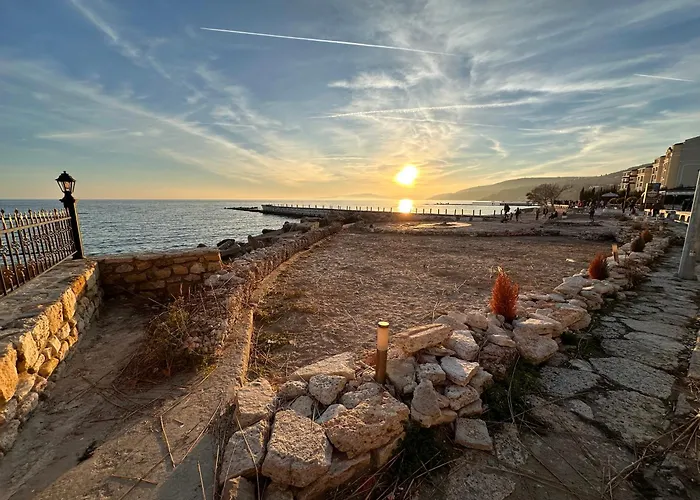 Apartment Sea Sky View