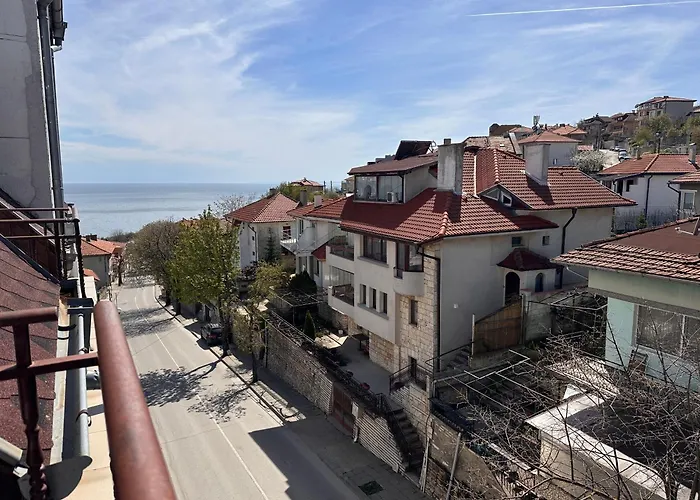 Apartment Sea Sky View *